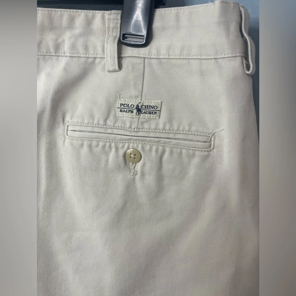 Poll by Ralph Lauren men’s shorts. - Picture 11 of 12